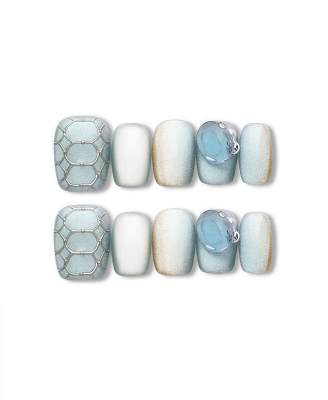 Glazed Donut · Handmade Press-On Nail