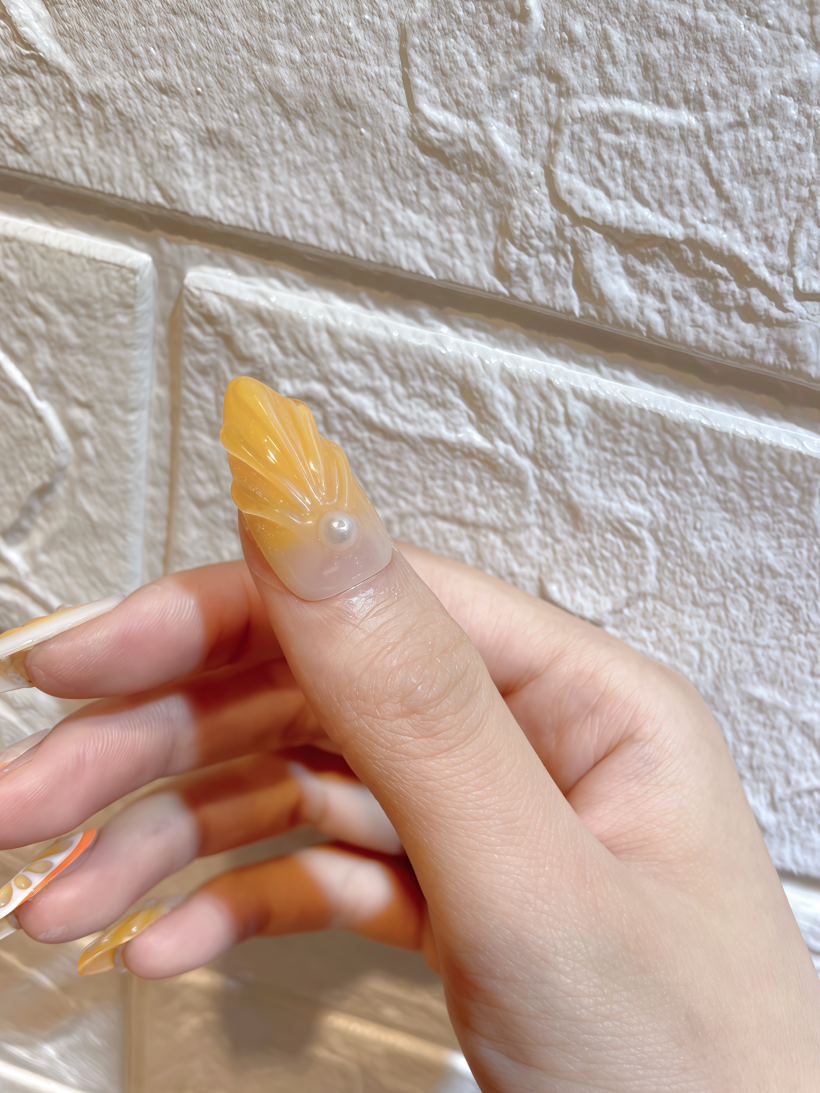 Mango Pomelo · Finger Nail - Image 3