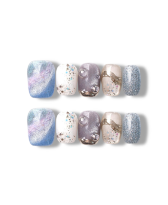 Marshmallow Kiss · Handmade Finger Nail