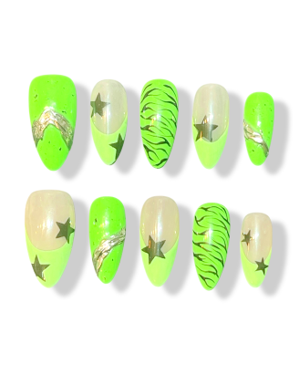 Parrot Feather · Finger Nail