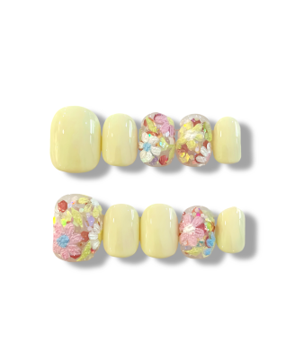 Floral Breeze · Handmade Finger Nail