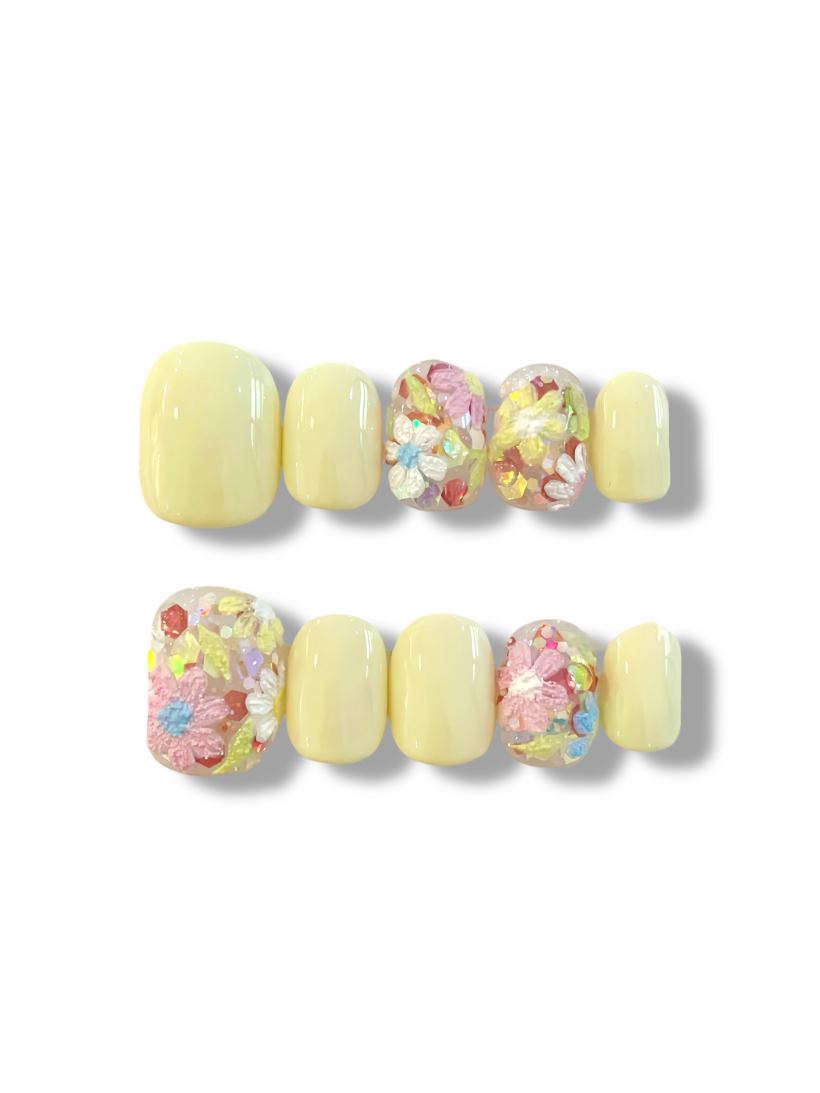 Floral Breeze · Handmade Finger Nail