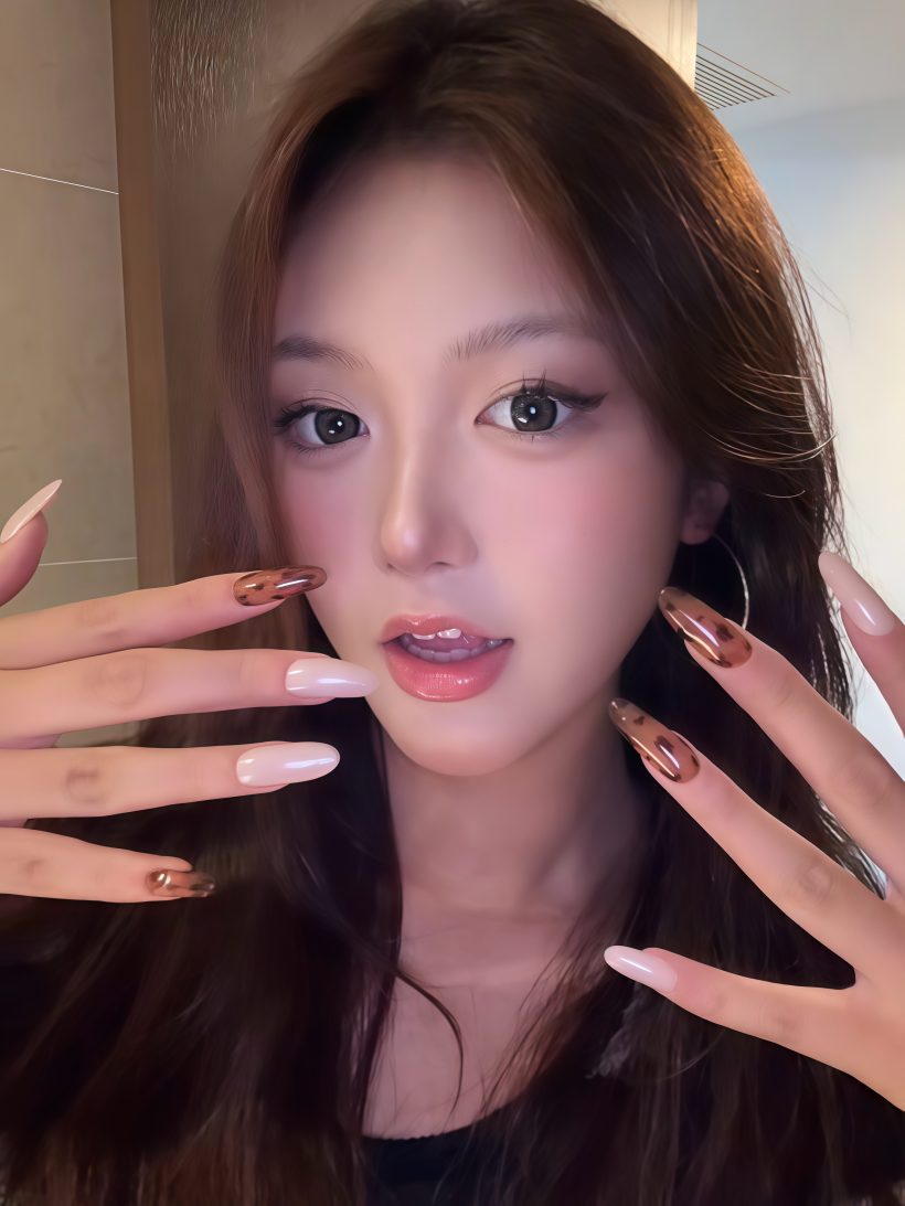 Pearl Leapard · Finger Nail
