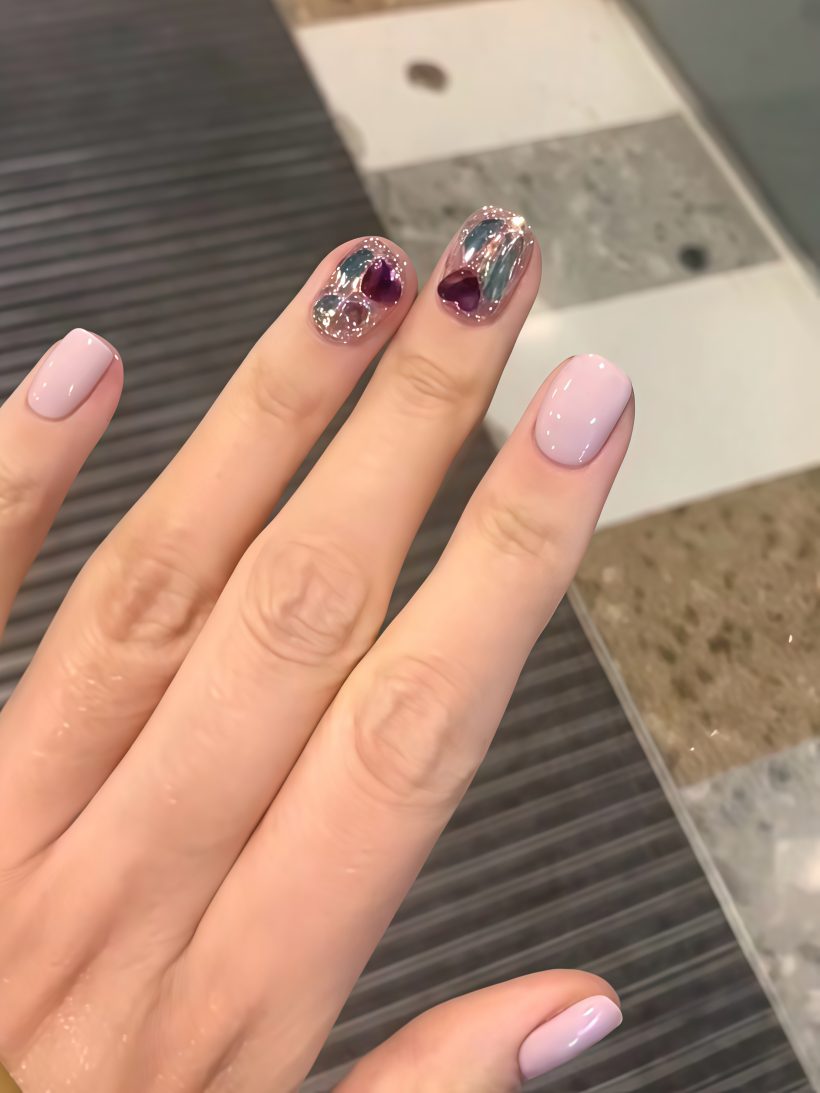 Lilac Gem · Finger Nail