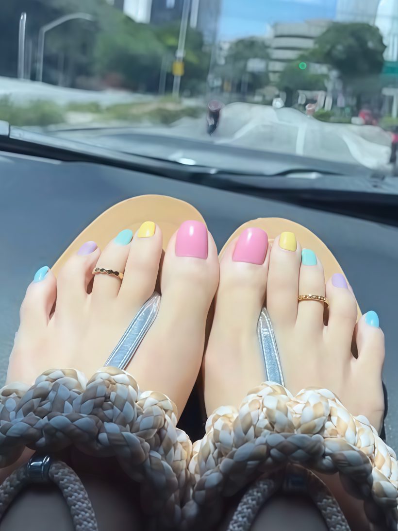 Candy Macaron · Toe Nail