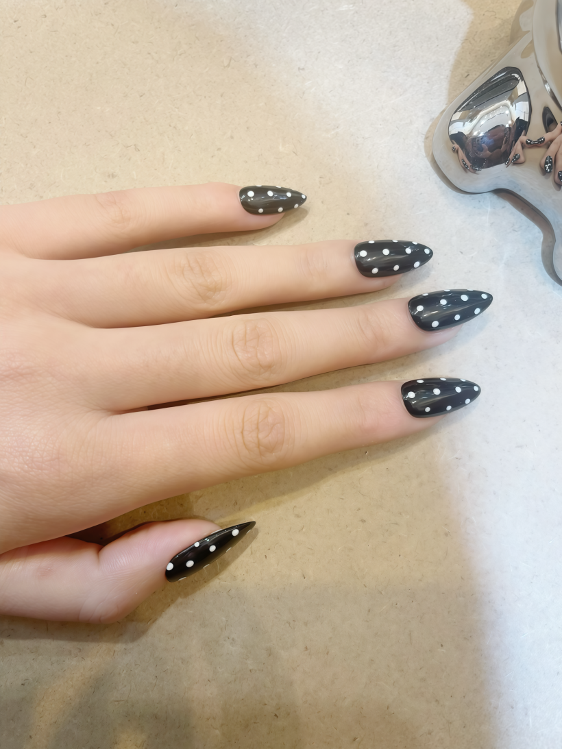 Bubble Bubble	· Finger Nail - Image 3