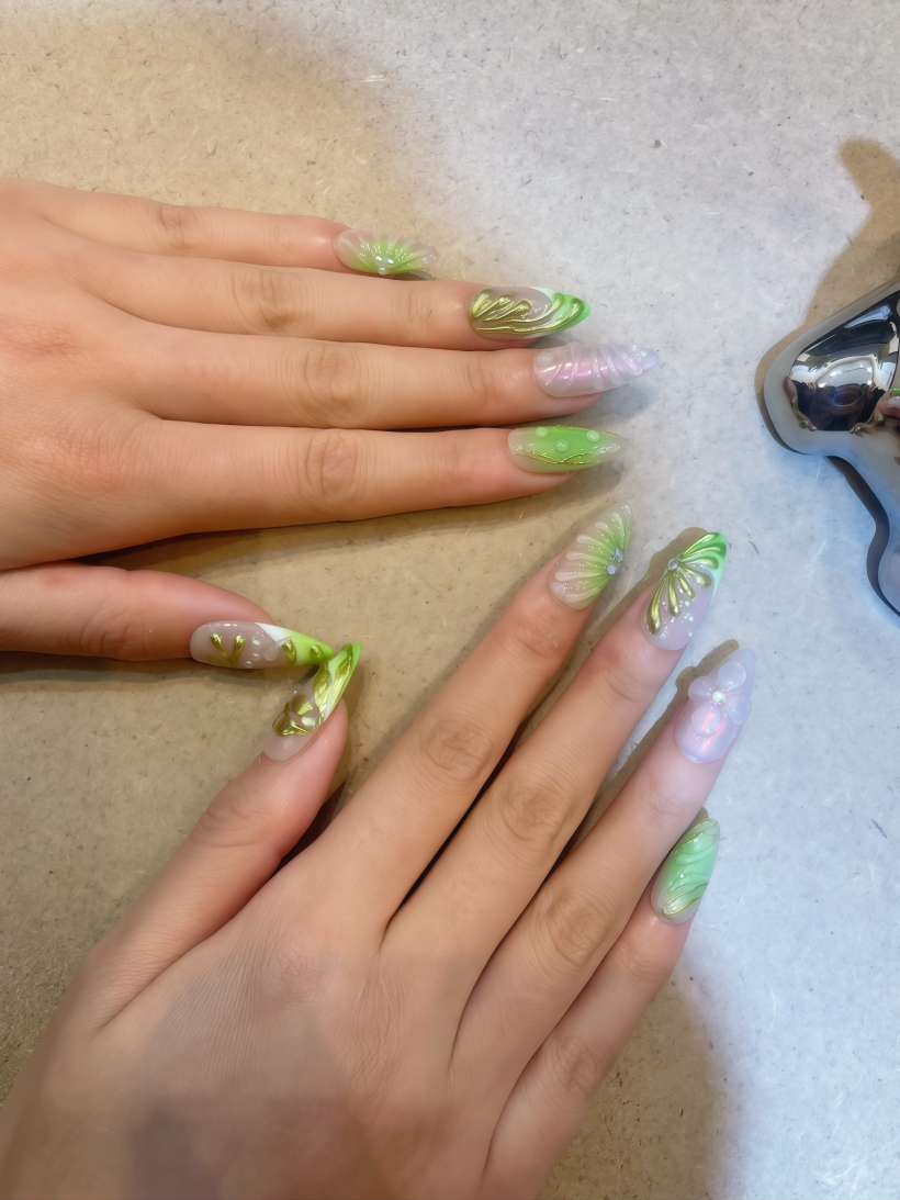 Blush Kiss · Finger Nail - Image 2