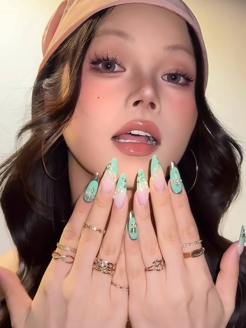 Metal Space · Finger Nail - Image 2