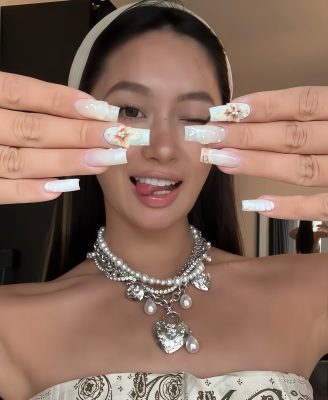 White Lily · Finger Nail
